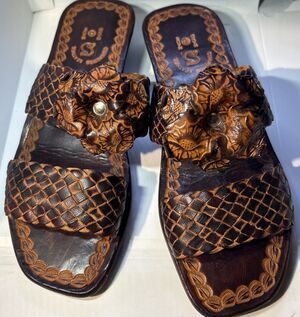 Real Leather Flower Embellished Sandals Handmade From Jamaica Size 8